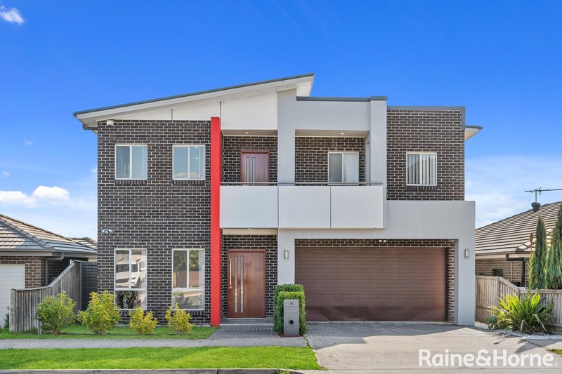 Photo - 31 Elizabeth Mcrae Avenue, Minto NSW 2566 - Image