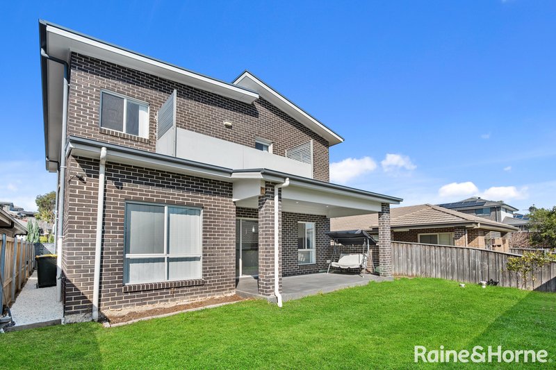 Photo - 31 Elizabeth Mcrae Avenue, Minto NSW 2566 - Image 10