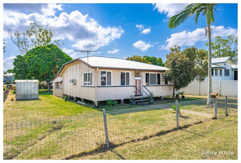 Photo - 31 Ellis Street, Berserker QLD 4701 - Image 2