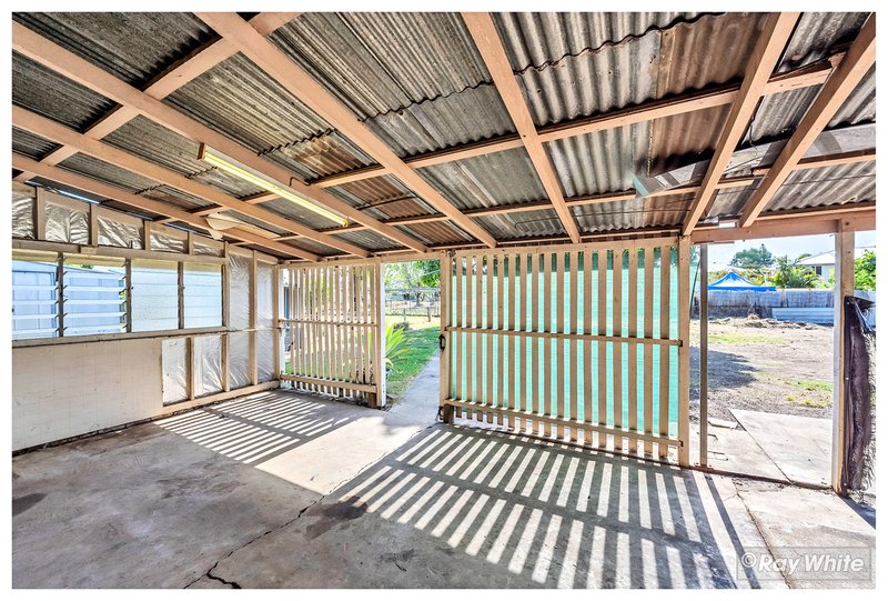 Photo - 31 Ellis Street, Berserker QLD 4701 - Image 15