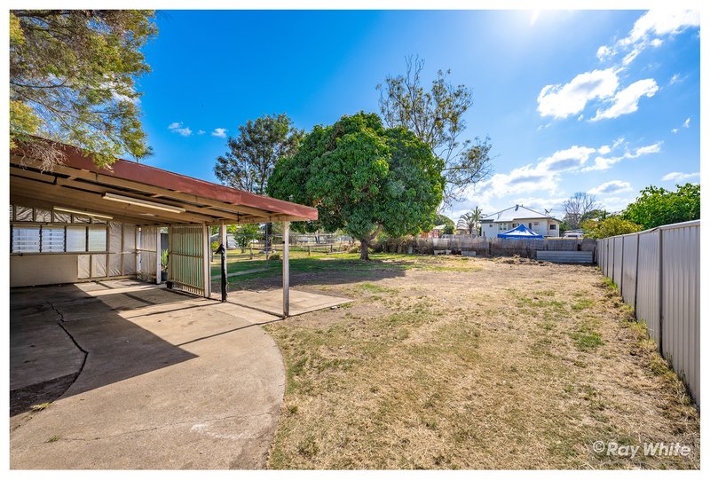 Photo - 31 Ellis Street, Berserker QLD 4701 - Image 16