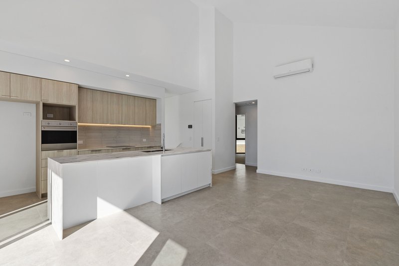 Photo - 3/1 Enderby Close, North Coogee WA 6163 - Image 5