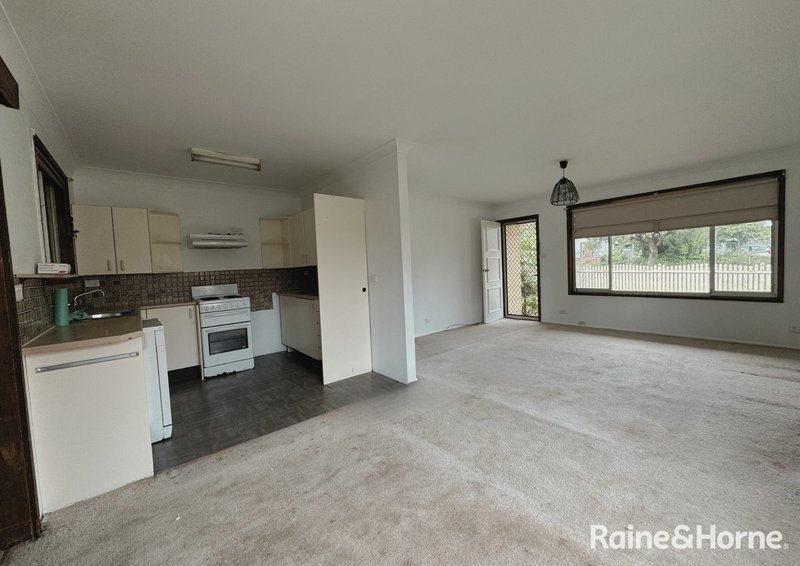 Photo - 31 Ernest Street, Nowra NSW 2541 - Image 5