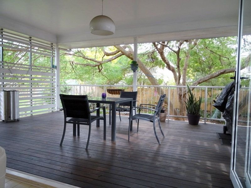 Photo - 31 Eversley Terrace, Yeronga QLD 4104 - Image 2