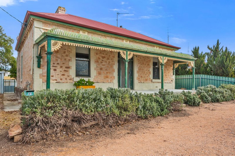 Photo - 31 Ewing Street, Kadina SA 5554 - Image 2