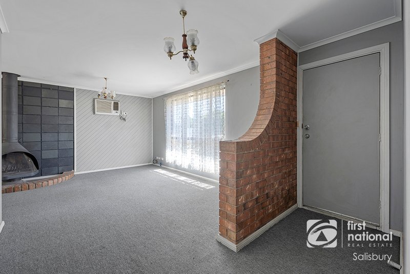 Photo - 31 Fairbanks Drive, Paralowie SA 5108 - Image 3