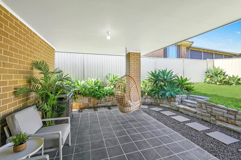 Photo - 31 Farrier Crescent, Hamlyn Terrace NSW 2259 - Image 3