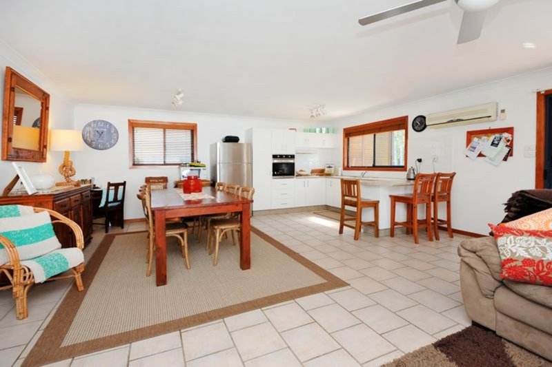 Photo - 31 Fiddaman Road, Emerald Beach NSW 2456 - Image 4