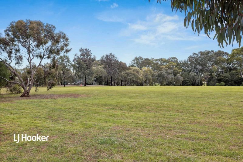 Photo - 31 Finniss Avenue, Ingle Farm SA 5098 - Image 16