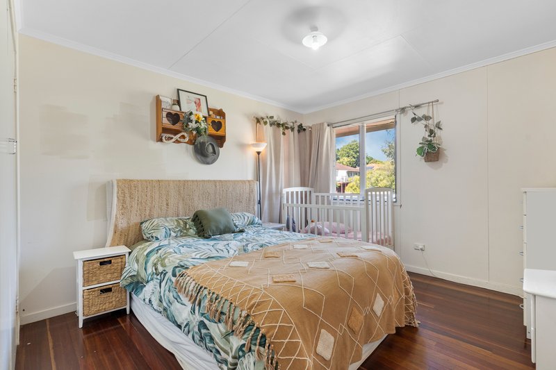 Photo - 31 Flinders Drive, Leichhardt QLD 4305 - Image 12