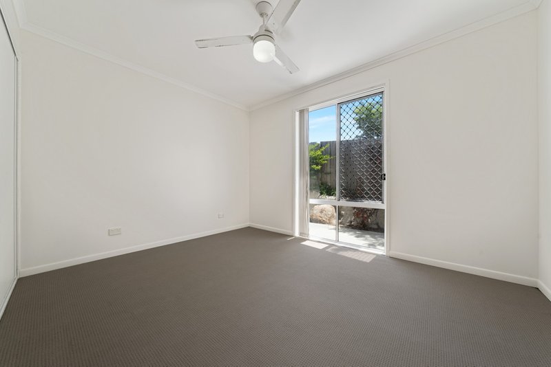 Photo - 31 Francoise Street, Eagleby QLD 4207 - Image 7