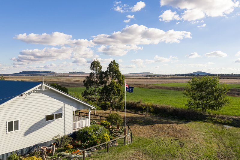 Photo - 31 Free Street, Nobby QLD 4360 - Image 19