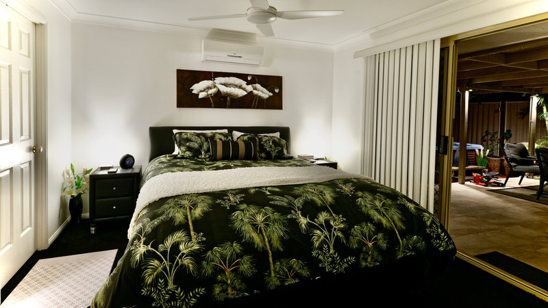 Photo - 31 Friend Street, Wakerley QLD 4154 - Image 6