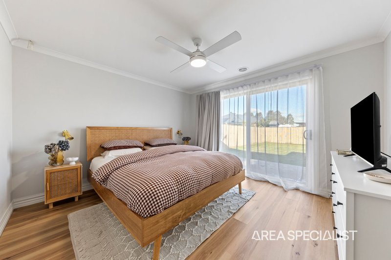 Photo - 31 Gallery Way, Pakenham VIC 3810 - Image 7