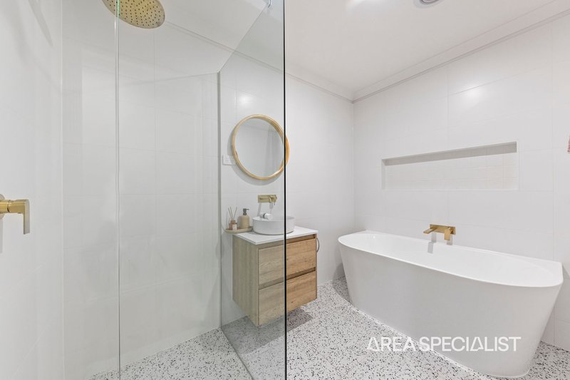 Photo - 31 Gallery Way, Pakenham VIC 3810 - Image 8