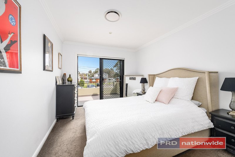 Photo - 31 Garnsey Avenue, Panania NSW 2213 - Image 6