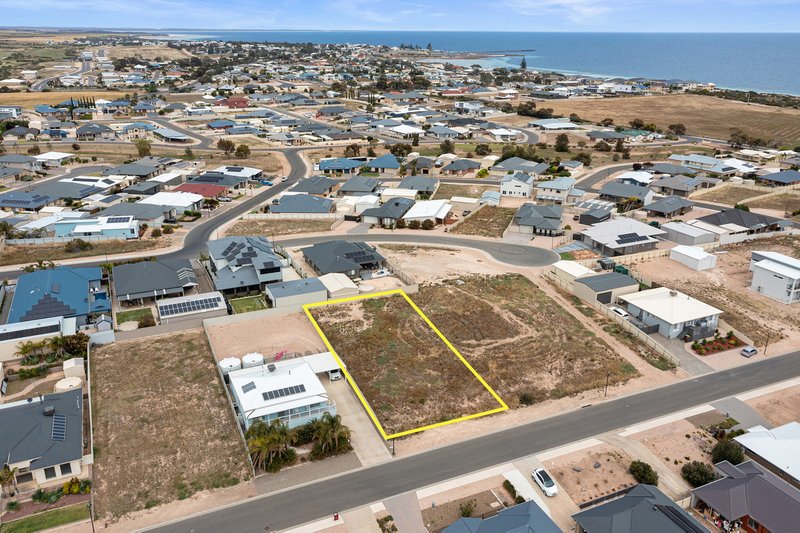 Photo - 31 Gill Street, Moonta Bay SA 5558 - Image 2