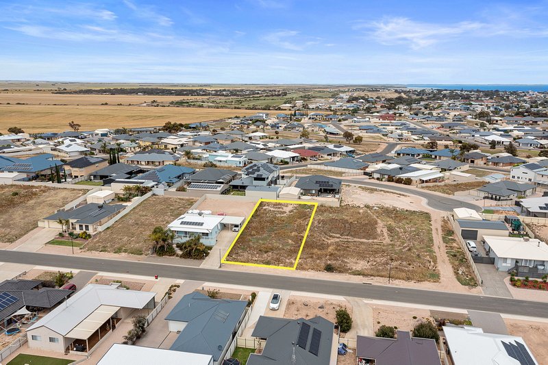 Photo - 31 Gill Street, Moonta Bay SA 5558 - Image 7