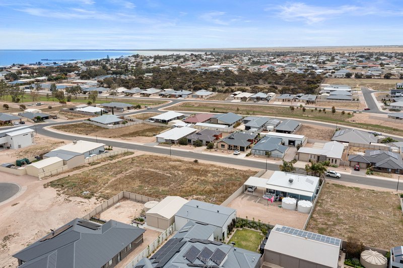 Photo - 31 Gill Street, Moonta Bay SA 5558 - Image 19