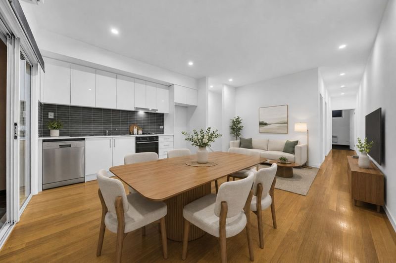 Photo - 3/1 Gladstone Parade, Glenroy VIC 3046 - Image 2
