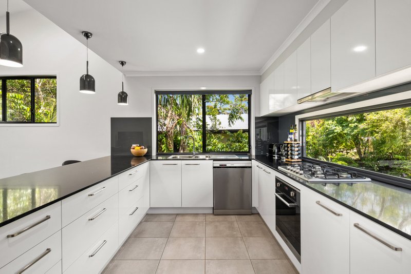 Photo - 31 Glasshouse View Court, Buderim QLD 4556 - Image 7