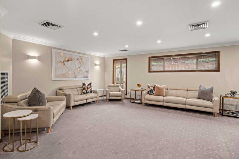 Photo - 31 Glenrowan Avenue, Kellyville NSW 2155 - Image 8