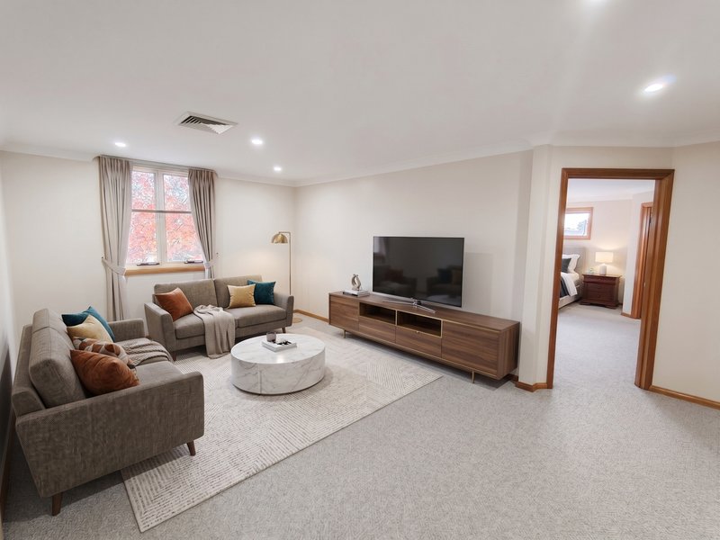 Photo - 31 Glenrowan Avenue, Kellyville NSW 2155 - Image 13