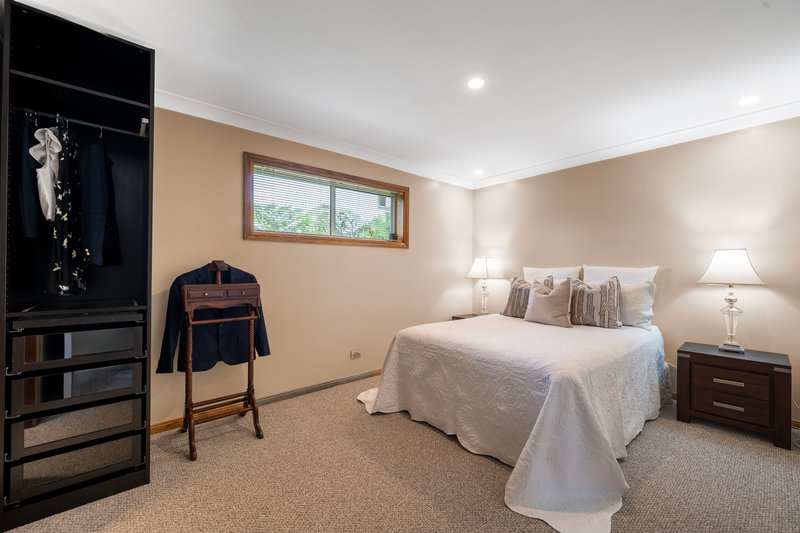Photo - 31 Glenrowan Avenue, Kellyville NSW 2155 - Image 16
