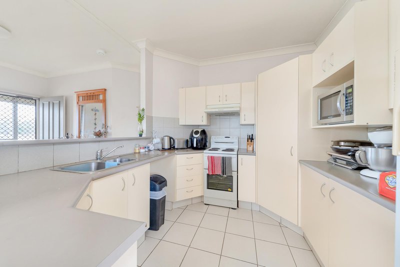 Photo - 31 Gordon Street, Capella QLD 4723 - Image 7