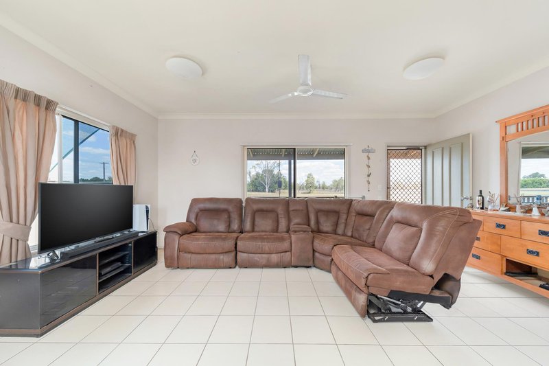 Photo - 31 Gordon Street, Capella QLD 4723 - Image 10