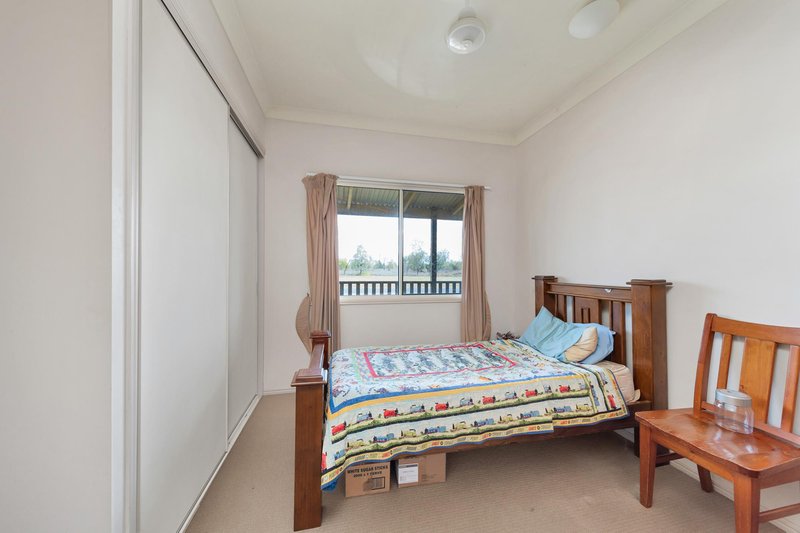 Photo - 31 Gordon Street, Capella QLD 4723 - Image 13