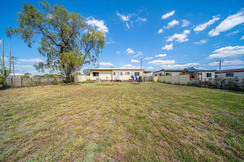 Photo - 31 Gordon Street, Capella QLD 4723 - Image 20