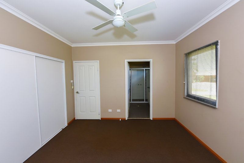 Photo - 31 Goshawk Circle, Nickol WA 6714 - Image 3