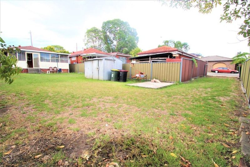 Photo - 31 Graham Street, Auburn NSW 2144 - Image 2