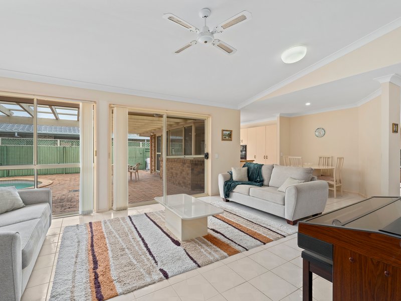 Photo - 31 Greg Norman Cres , Parkwood QLD 4214 - Image 8