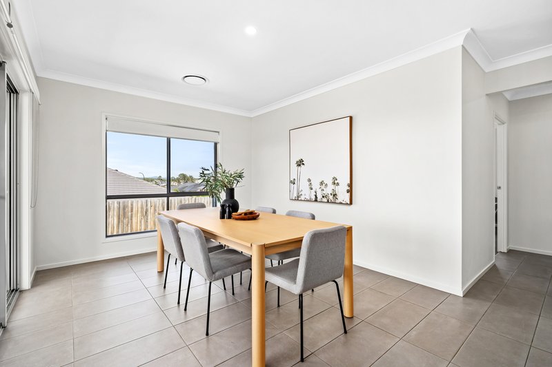 Photo - 31 Greystones Drive, Chisholm NSW 2322 - Image 8