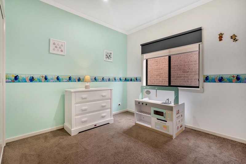 Photo - 31 Groveton Street, Craigieburn VIC 3064 - Image 11