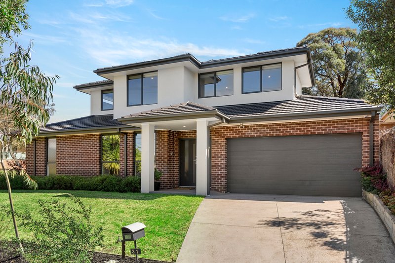 31 Guinevere Parade, Glen Waverley VIC 3150