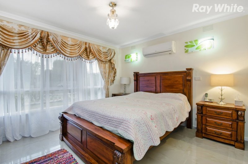 Photo - 31 Halton Road, Dandenong North VIC 3175 - Image 7