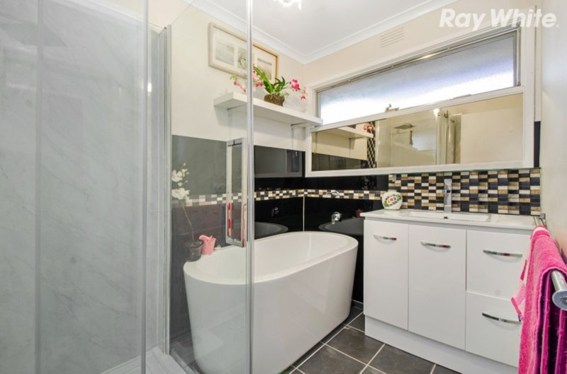 Photo - 31 Halton Road, Dandenong North VIC 3175 - Image 9