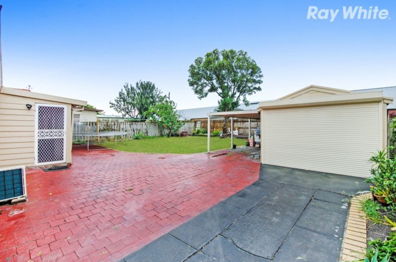 Photo - 31 Halton Road, Dandenong North VIC 3175 - Image 10