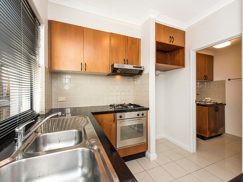 Photo - 3/1 Hammond Street, West Perth WA 6005 - Image 5