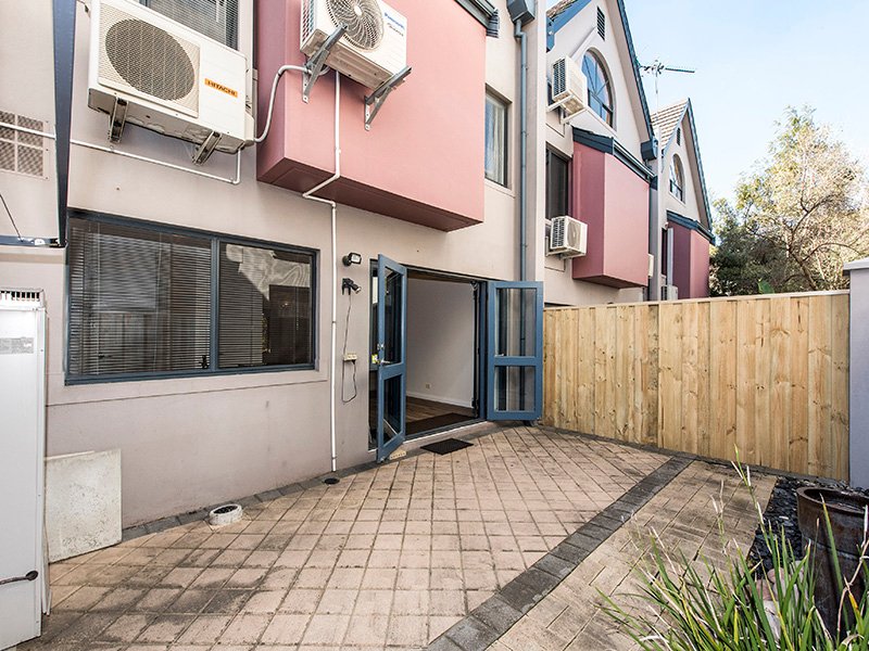 Photo - 3/1 Hammond Street, West Perth WA 6005 - Image 32
