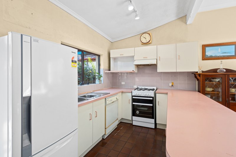 Photo - 31 Hampton Court Road, Carlton NSW 2218 - Image 4