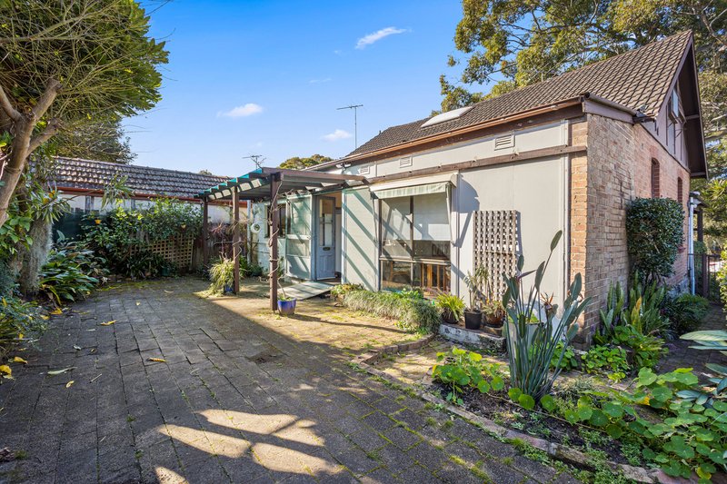 Photo - 31 Hampton Court Road, Carlton NSW 2218 - Image 9