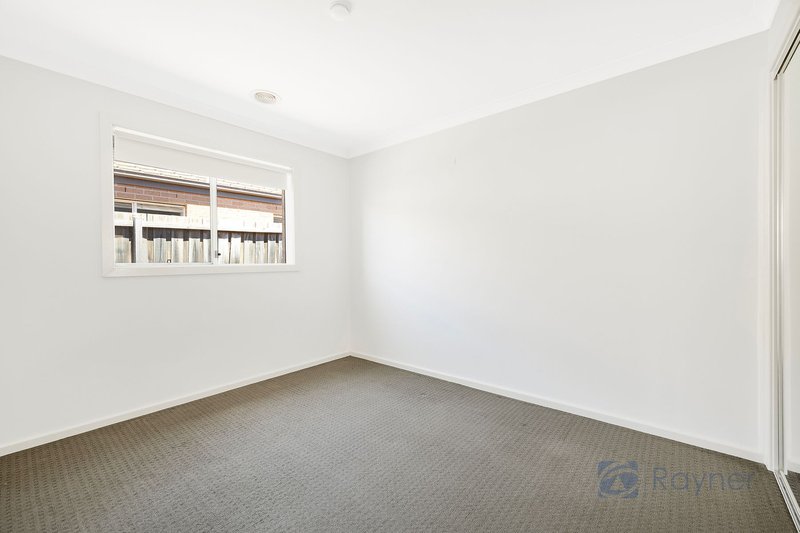 Photo - 31 Harry Vallence Drive, Maddingley VIC 3340 - Image 11