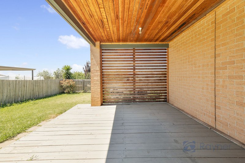 Photo - 31 Harry Vallence Drive, Maddingley VIC 3340 - Image 12