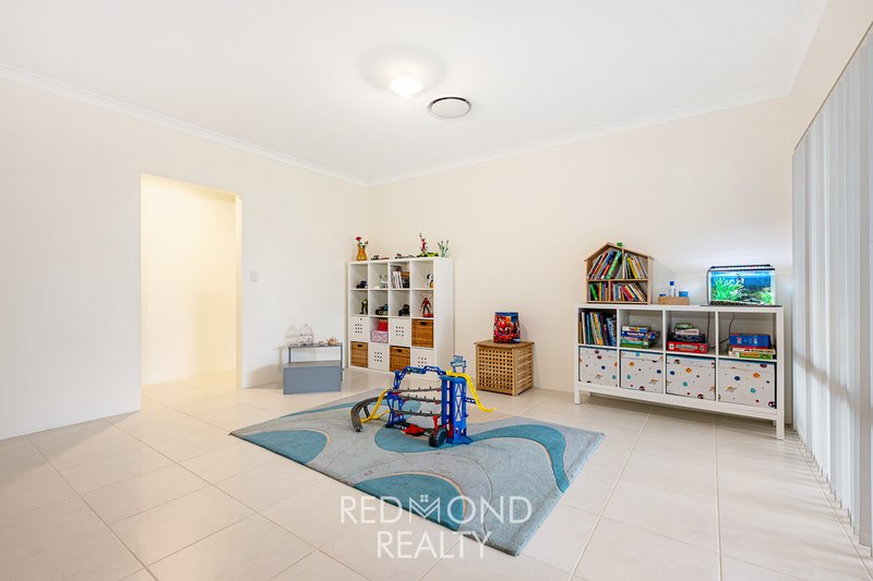 Photo - 31 Hazelbury Street, Greenwood WA 6024 - Image 10