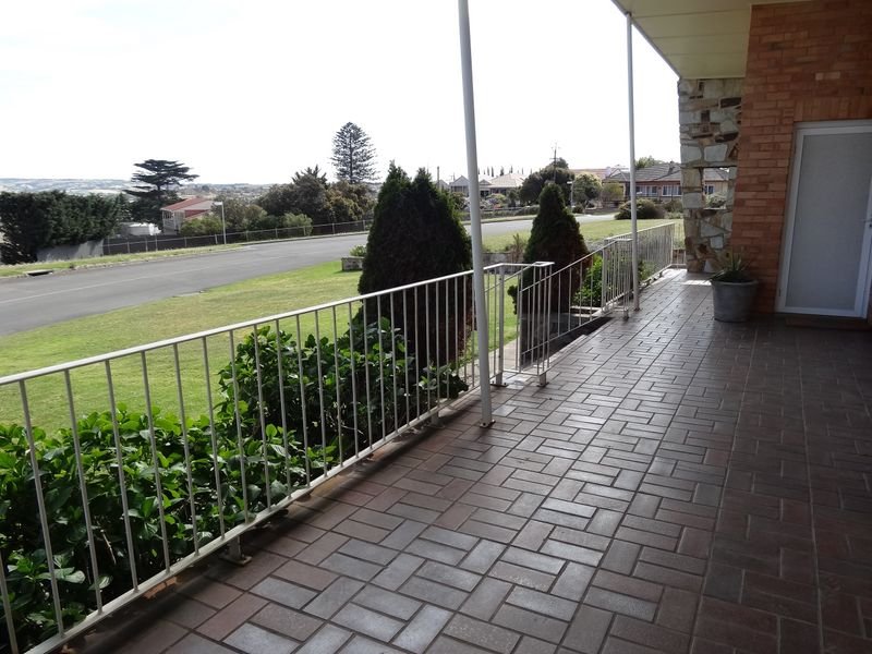 Photo - 31 Heggerton Street, Hayborough SA 5211 - Image 3