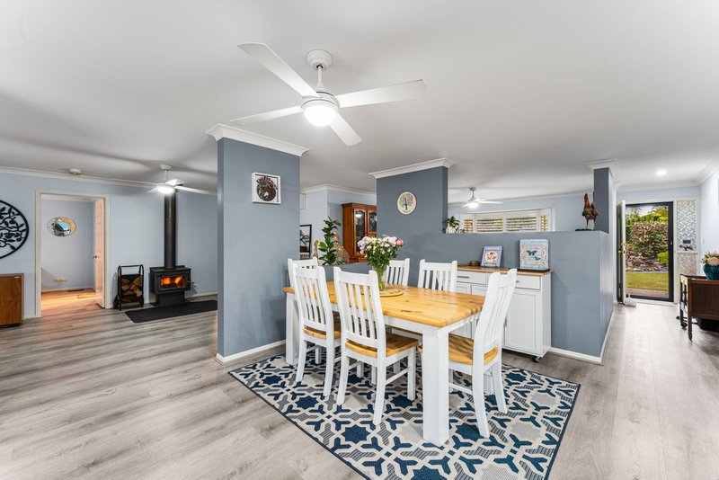 Photo - 31 Heritage Boulevard, Heritage Park QLD 4118 - Image 5